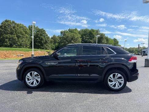 Used 2021 Volkswagen Atlas Cross Sport SEL AWD/4WD image 4