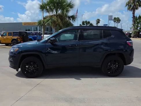 New 2026 Jeep Compass Latitude AWD/4WD image 5