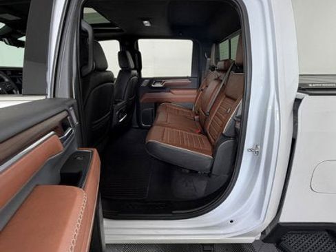 Certified 2025 GMC Sierra 2500 Denali Ultimate image 7