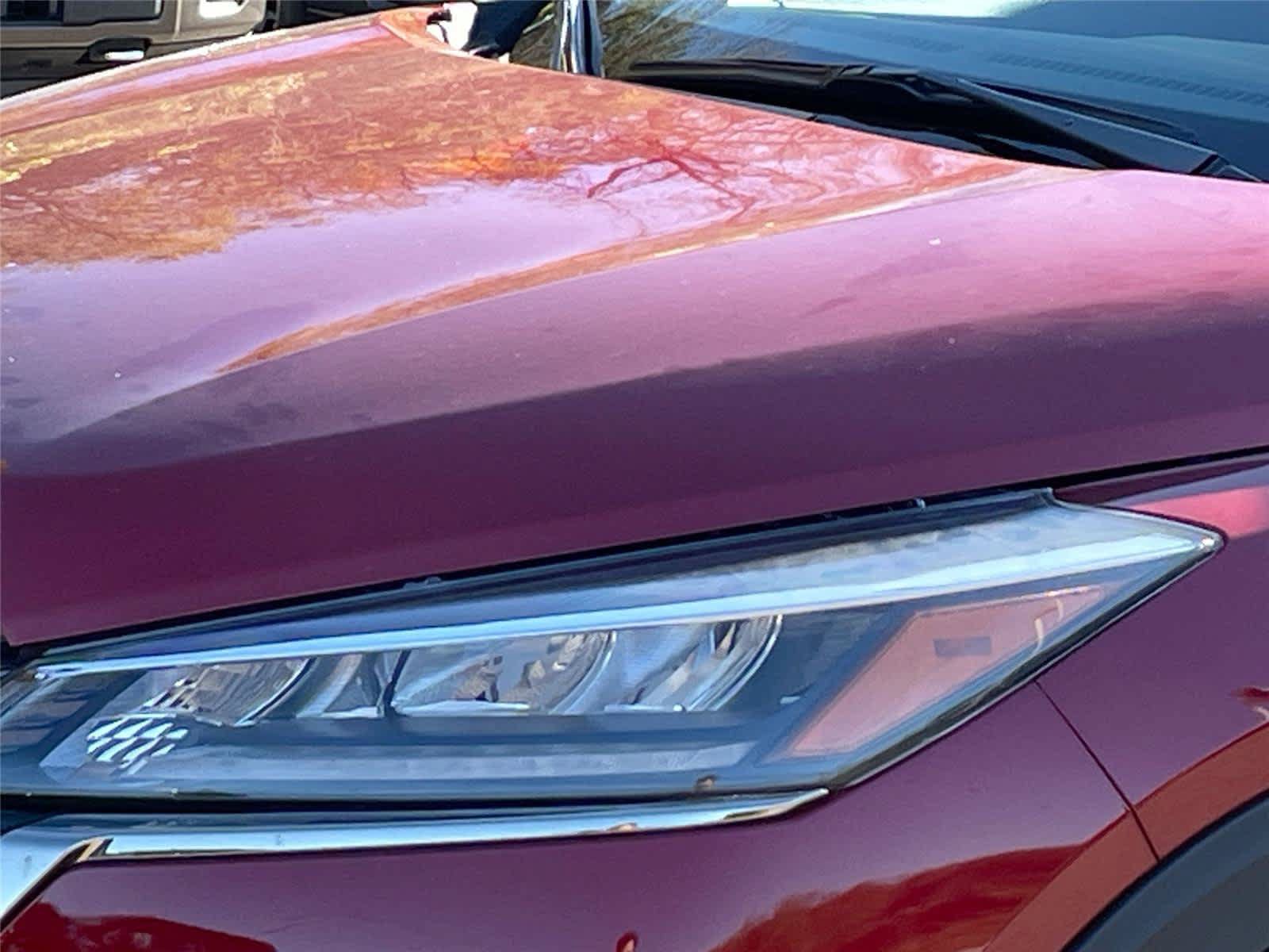 Used 2024 Nissan Kicks SR w/ SR Premium Package FWD image 9
