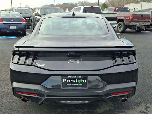 Used 2024 Ford Mustang GT image 5
