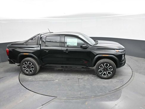 New 2025 GMC Canyon AT4 w/ Nightfall Edition image 35