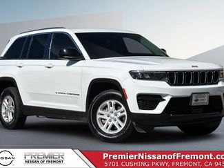 Used 2023 Jeep Grand Cherokee Laredo video 1