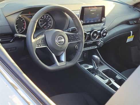 New 2025 Nissan Sentra SV w/ All-Weather Package image 4