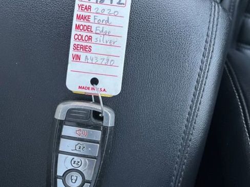 Used 2020 Ford Edge SEL w/ Convenience Package image 46