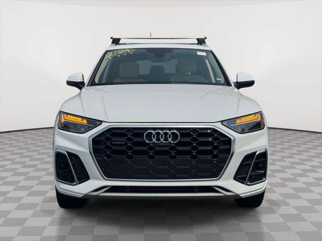 Used 2024 Audi Q5 2.0T Premium Plus AWD/4WD image 2