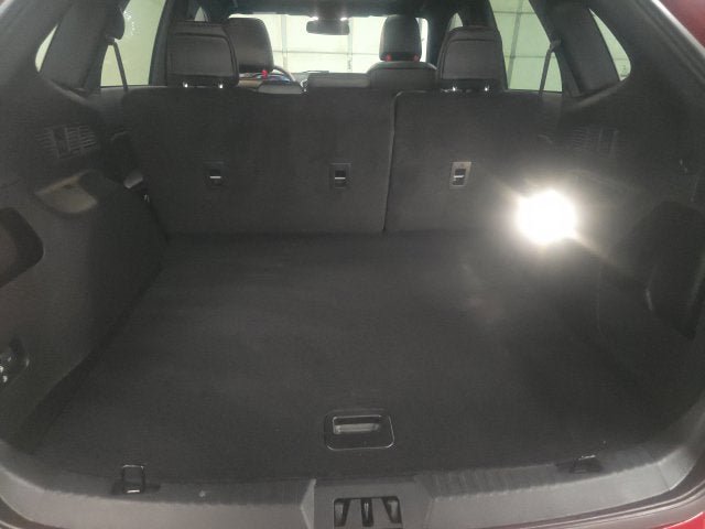 Used 2024 Ford Edge ST-Line AWD/4WD image 11