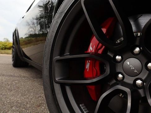 Used 2023 Dodge Challenger SRT Hellcat Widebody image 2