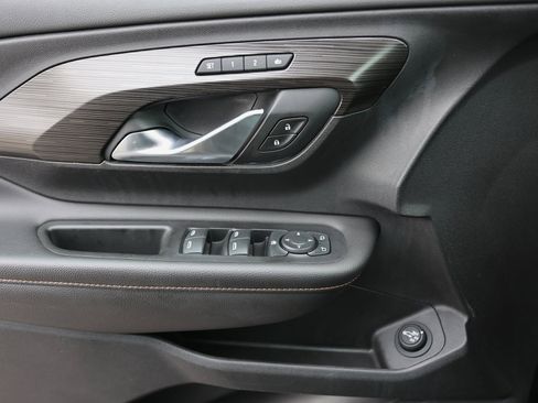 Used 2019 GMC Terrain SLT w/ Preferred Package image 34