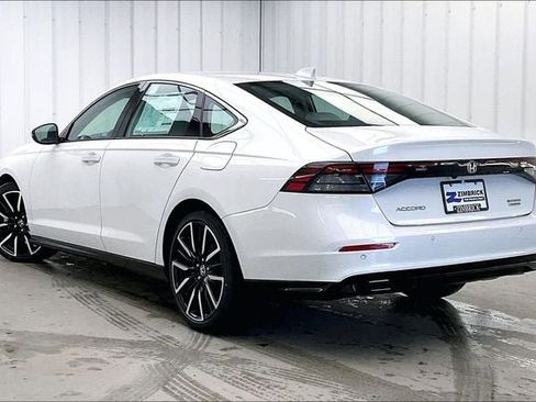 New 2026 Honda Accord Touring image 5