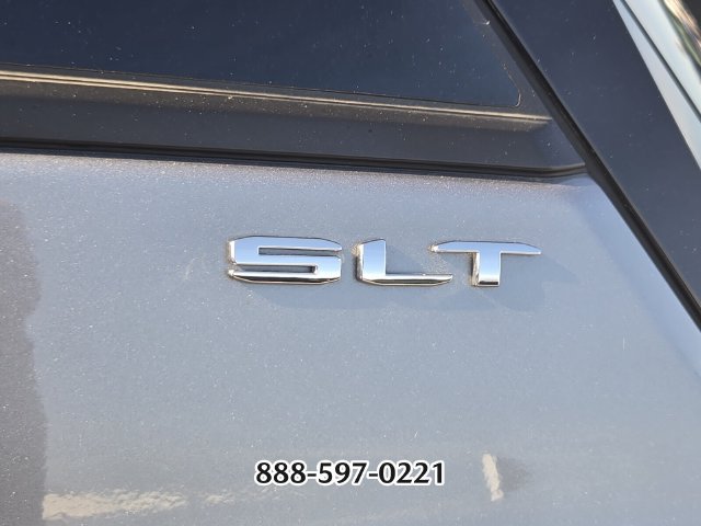 Used 2023 GMC Terrain SLT FWD image 11