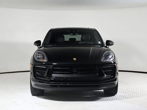 Certified 2023 Porsche Macan S image 10