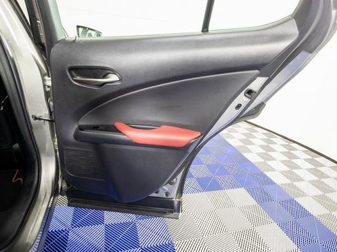 Used 2022 Lexus UX 200 F Sport image 15