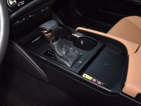 Used 2023 Lexus ES 350 w/ Premium Package FWD image 31
