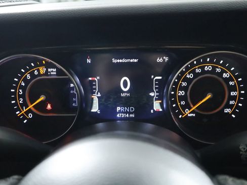 Used 2021 Jeep Wrangler Unlimited Sport image 34