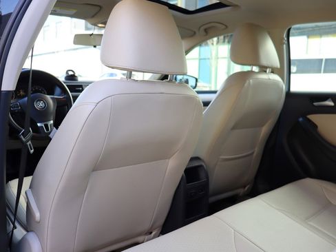 Used 2014 Volkswagen Jetta SE image 13