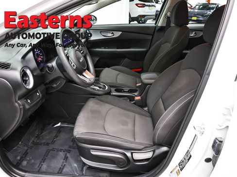 Used 2023 Kia Forte LXS FWD image 13