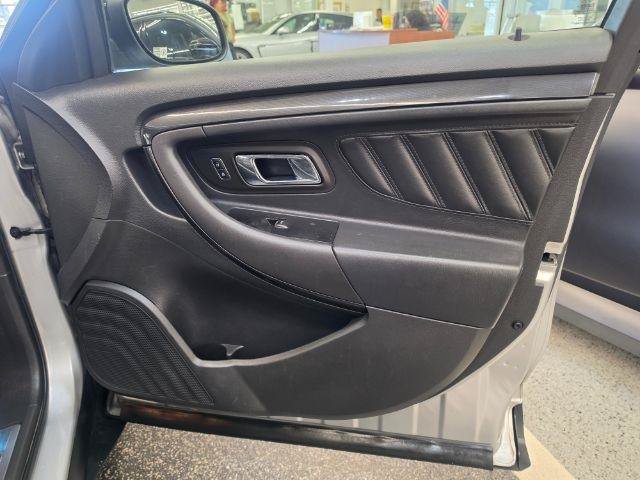 Used 2015 Ford Taurus SHO w/ Equipment Group 401A AWD/4WD image 37