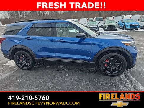 Used 2020 Ford Explorer ST w/ ST Street Pack image 4