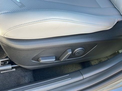 New 2026 Hyundai Elantra Limited image 25