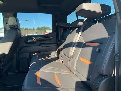 Used 2023 GMC Sierra 1500 AT4 w/ AT4 Premium Package image 19