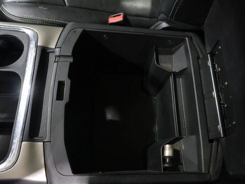 Used 2017 RAM 2500 Laramie w/ Sport Appearance Group image 33