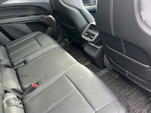 Certified 2024 Cadillac Lyriq Tech w/ Driver Assist Package image 18