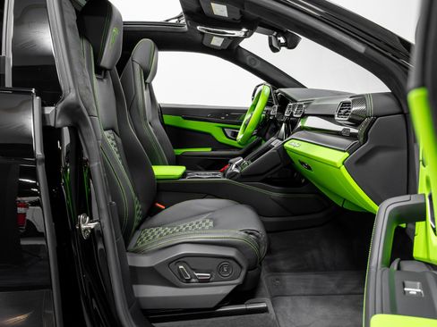 Used 2022 Lamborghini Urus image 26