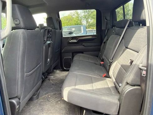 Used 2024 Chevrolet Silverado 2500 LT AWD/4WD image 6