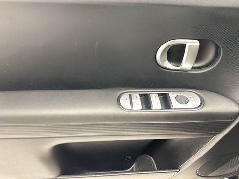 Used 2024 Hyundai Ioniq 5 SEL AWD/4WD image 13