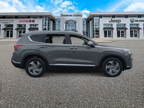 Used 2021 Hyundai Santa Fe SEL w/ Convenience Package image 9