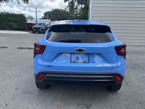 Certified 2024 Chevrolet Trax RS w/ Driver Confidence Package FWD image 5