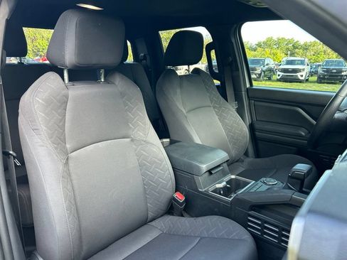 Used 2025 Toyota Tacoma SR5 RWD image 41