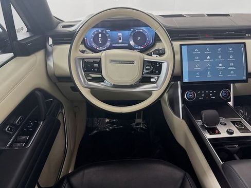 Certified 2023 Land Rover Range Rover SE image 25
