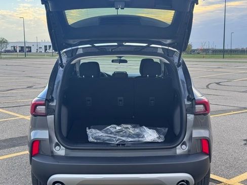 New 2026 Ford Escape Active w/ Cold Weather Package image 32