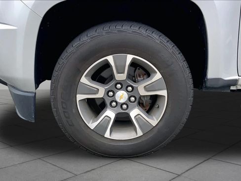 Used 2016 Chevrolet Colorado Z71 AWD/4WD image 11