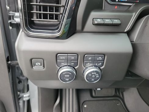 Used 2025 GMC Sierra 1500 AT4X AWD/4WD image 28