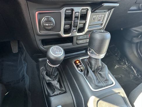 New 2026 Jeep Gladiator Sport AWD/4WD image 27
