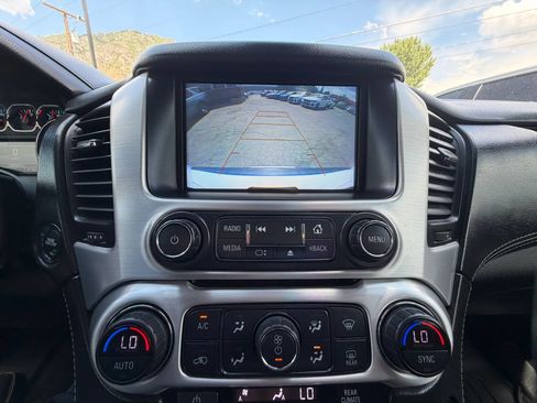 Used 2019 GMC Yukon SLT AWD/4WD image 22