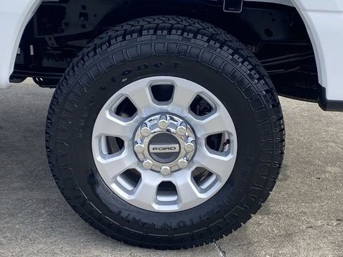 Used 2024 Ford F250 XLT image 35