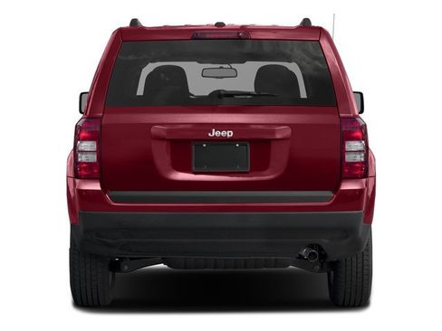 Used 2017 Jeep Patriot Sport w/ Power Value Group FWD image 8