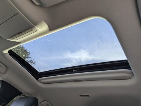 Certified 2025 MAZDA CX-30 AWD 2.5 S w/ Preferred Package image 27