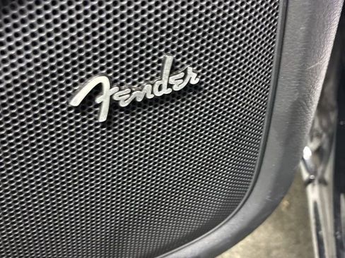 Used 2024 Nissan Frontier SL w/ Technology Package image 12