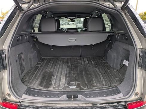 Used 2024 Land Rover Discovery Sport Dynamic SE image 38