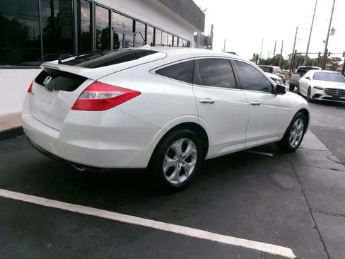Used 2010 Honda Crosstour EX-L image 3