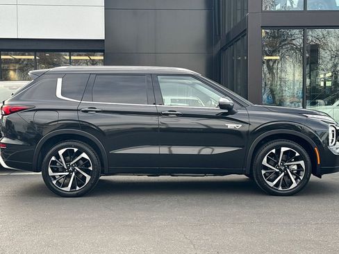 New 2025 Mitsubishi Outlander SEL image 4