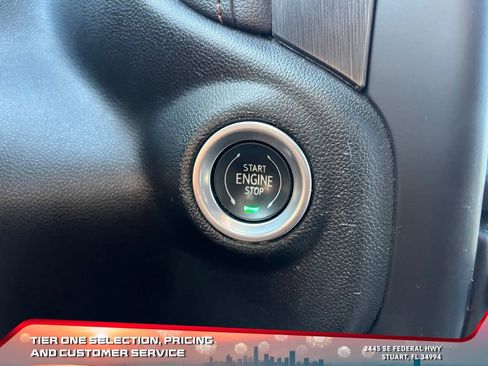 Used 2022 GMC Sierra 2500 AT4 image 29