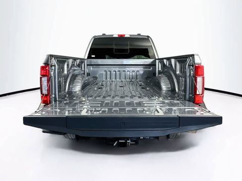 Certified 2022 Ford F250 Platinum AWD/4WD image 21