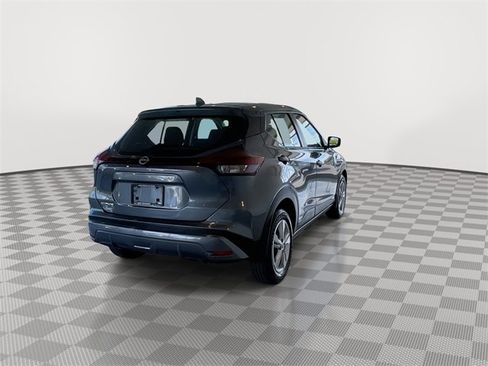 Used 2024 Nissan Kicks S image 10