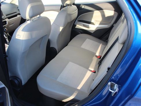 Used 2020 Ford EcoSport S image 7